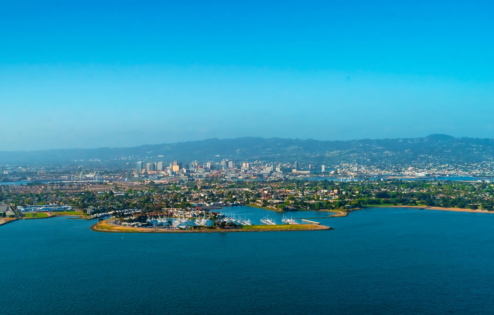 Important Things HOA Management Companies Can Do for Your Oakland, CA Community